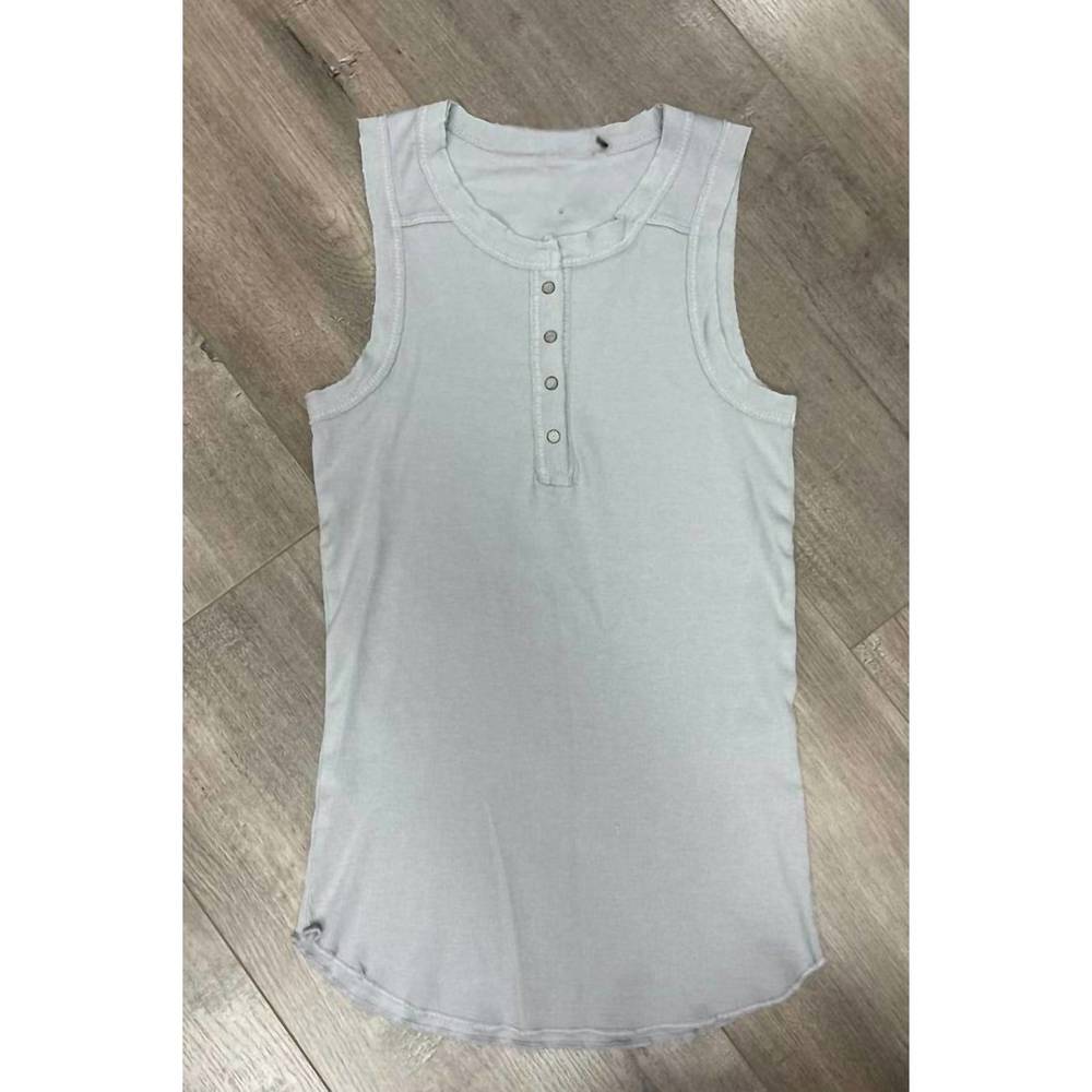NEW CROWN JEWEL women's henley crew tank in silver
